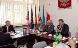 Spotkanie samorządowców z wiceministrem środowiska Stanisławem Gawłowskim 5.07.2011