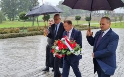 Inauguracja roku szkolnego w Szkole Podstawowej w Męcinie